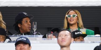 Ini Lho Alasan Sebenarnya Beyonce Duduk Saat Demi Lovato Nyanyi Ini Lho Alasan Sebenarnya Beyonce Duduk Saat Demi Lovato Nyanyi