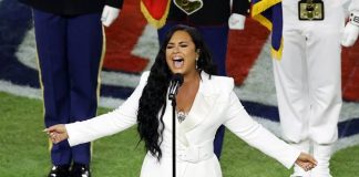 Demi Lovato Gemparkan Stadion Pembukaan Super Bowl Ke 54 Demi Lovato Gemparkan Stadion Pembukaan Super Bowl Ke 54