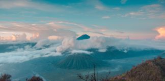 Custom Made Lightbox: Menampilkan gambar-gambar berada di posisi menimpa seluruh konten website