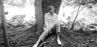 Review Lagu-Lagu Yang Ada di Album Baru “Folklore” Taylor Swift Review Lagu-Lagu Yang Ada di Album Baru “Folklore” Taylor Swift