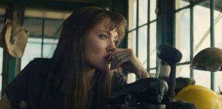 Angelina Jolie Comeback Film, kali ini Jadi Petugas DAMKAR Angelina Jolie Comeback Film, kali ini Jadi Petugas DAMKAR