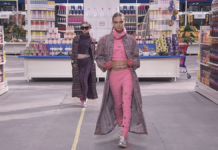 CHANEL Get Throwback: Fashion Show Pakai Stage Supermarket CHANEL Get Throwback: Fashion Show Pakai Stage Supermarket