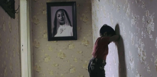 Joko Anwar Umumkan “Pengabdi Setan 2” Tayang Tahun Ini Joko Anwar Umumkan “Pengabdi Setan 2” Tayang Tahun Ini