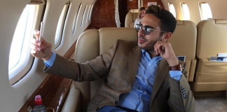 Simon Leviev Diblokir Tinder Setelah Penipuannya Dibuka Netflix Simon Leviev Diblokir Tinder Setelah Penipuannya Dibuka Netflix