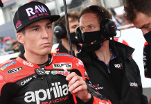 Aleix Espargaro Nantangin Netizen Indonesia, Siap Helm Melayang Aleix Espargaro Nantangin Netizen Indonesia, Siap Helm Melayang