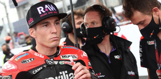 Aleix Espargaro Nantangin Netizen Indonesia, Siap Helm Melayang Aleix Espargaro Nantangin Netizen Indonesia, Siap Helm Melayang