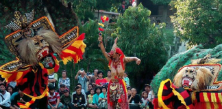 Malaysia Akan Klaim Reog Jadi Kesenian Budaya Mereka Malaysia Akan Klaim Reog Jadi Kesenian Budaya Mereka