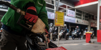 Pertamax Resmi Naik Jadi Rp 12.500,- Pertalite Rp 7.650,- Pertamax Resmi Naik Jadi Rp 12.500,- Pertalite Rp 7.650,-