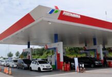 Mulai September Mobil Mewah Dilarang Isi Pertalite Mulai September Mobil Mewah Dilarang Isi Pertalite