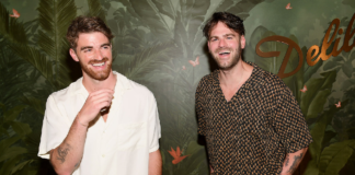 The Chainsmokers Bakal Manggung Di Luar Angkasa The Chainsmokers Bakal Manggung Di Luar Angkasa