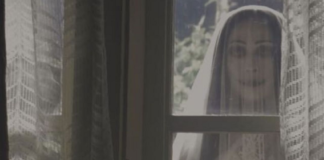 Joko Anwar Promosi Pewangi Mobil Aroma Ibu Pengabdi Setan Joko Anwar Promosi Pewangi Mobil Aroma Ibu Pengabdi Setan