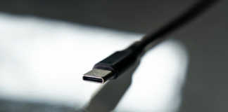 Mulai 2024 Charger Hape Diubah Jadi Tipe C Mulai 2024 Charger Hape Diubah Jadi Tipe C