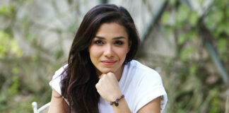 Bintangi Series ‘Mendua’, Adinia Wirasti Dikritik Gak Terkenal Bintangi Series 'Mendua', Adinia Wirasti Dikritik Gak Terkenal