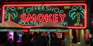 Ke Belanda Harus Bisa Bedain Coffeeshop dan Cafe Shop Ke Belanda Harus Bisa Bedain Coffeeshop dan Cafe Shop