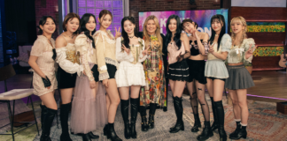 Kelly Clarkson Nggak Tahan Sama Keimutan Tzuyu Twice Kelly Clarkson Nggak Tahan Sama Keimutan Tzuyu Twice