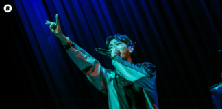 Idol Kpop Tampan Ini Bikin Jeda Sholat Maghrib di Konsernya Idol Kpop Tampan Ini Bikin Jeda Sholat Maghrib di Konsernya