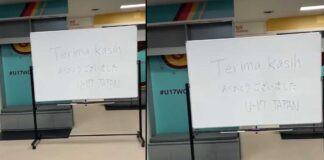 Timnas Jepang Tinggalkan Stadion Dengan Bersih dan Rapi Timnas Jepang Tinggalkan Stadion Dengan Bersih dan Rapi