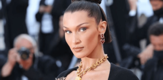 Bella Hadid Comeback Modelling Setelah Dipecat Dior Bella Hadid Comeback Modelling Setelah Dipecat Dior