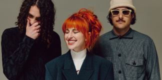 Paramore Tidak Bubar, Cuma Tanpa Agensi Paramore Tidak Bubar, Cuma Tanpa Agensi
