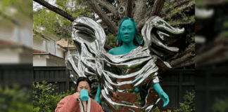 Saking Bucinnya, Mark Zuckerberg Bangun Patung Istri di Taman Saking Bucinnya, Mark Zuckerberg Bangun Patung Istri di Taman