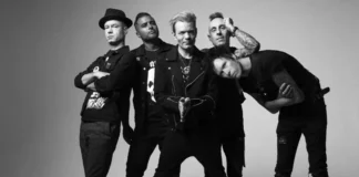 30 Tahun Bersama SUM 41 Resmi Umumkan Bubar 30 Tahun Bersama SUM 41 Resmi Umumkan Bubar