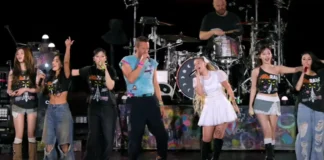 Coldplay Umumkan “We Pray Korean Version” Saat Manggung Bareng Twice Coldplay Umumkan "We Pray Korean Version" Saat Manggung Bareng Twice