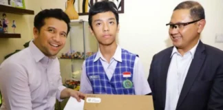 Remaja Asal Blitar Ini Masih Sekolah Tapi Udah Dikontrak Developer Game Roblox! Remaja Asal Blitar Ini Masih Sekolah Tapi Udah Dikontrak Developer Game Roblox!