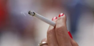 Larangan Merokok di Perancis Melebar ke Pantai, Taman dan di Dekat Sekolah Larangan Merokok di Perancis Melebar ke Pantai, Taman dan di Dekat Sekolah