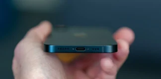 Apple Dikabarkan Hilangkan Lubang Charger di iPhone 17 Apple Dikabarkan Hilangkan Lubang Charger di iPhone 17