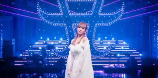 Ayumi Hamasaki Larang Ada Warna Merah di Konsernya Ayumi Hamasaki Larang Ada Warna Merah di Konsernya